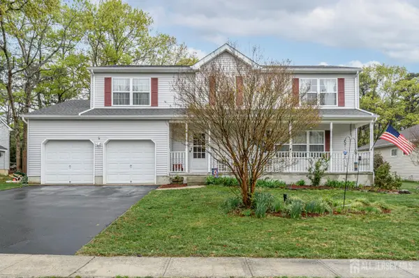 -5 Clinton Court, Barnegat, NJ 08005