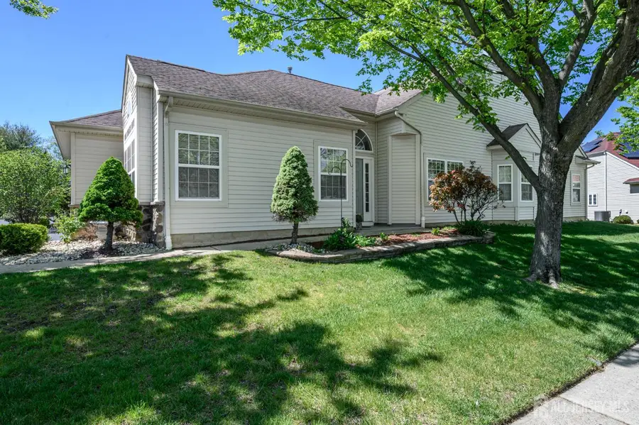 -70 Vineyard Court, Monroe, NJ 08831 - #2