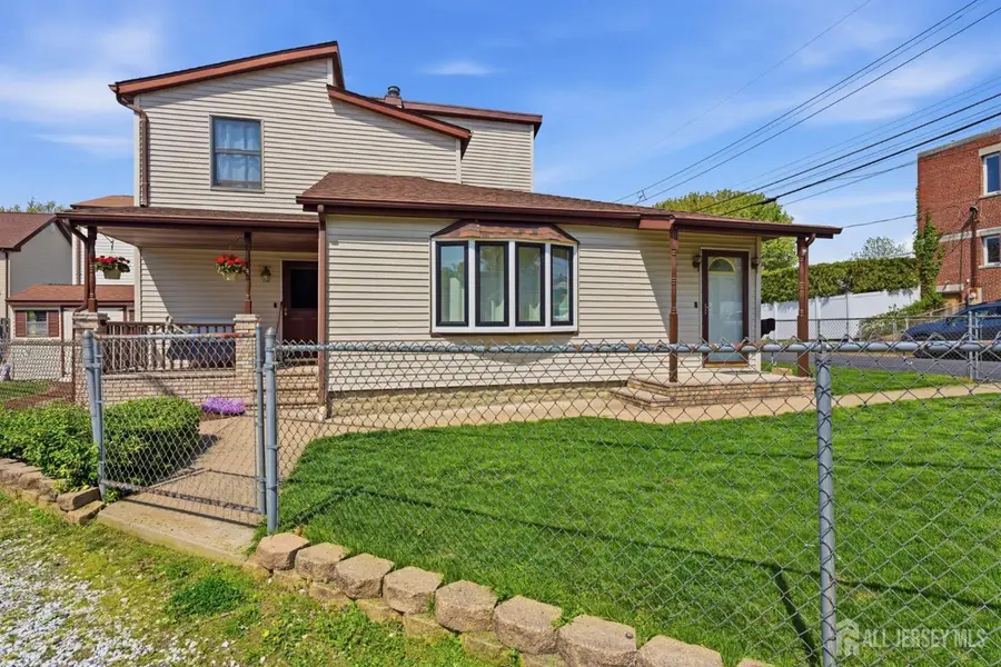 -301 Norwood Avenue, Laurence Harbor, NJ 08879 - #3