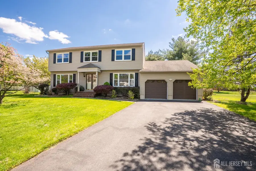 -14 Dov Place, Kendall Park, NJ 08824 - #2