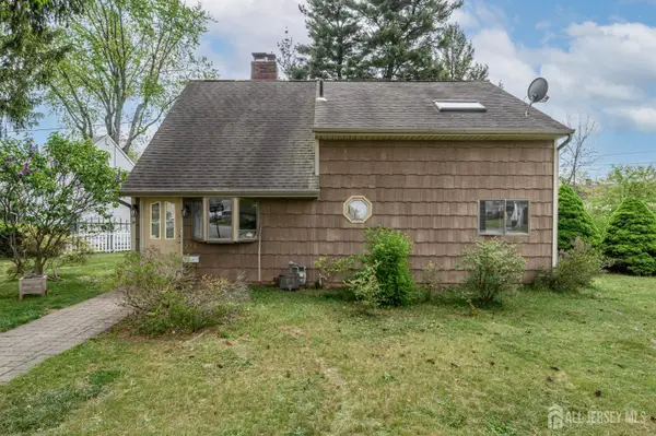 -214 Colonia Boulevard, Colonia, NJ 07067