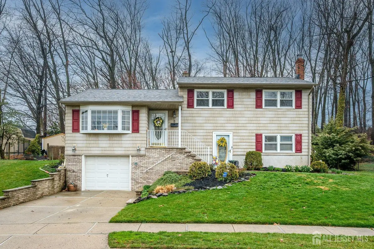-8 Adelphi Court, Edison, NJ 08837 - #1