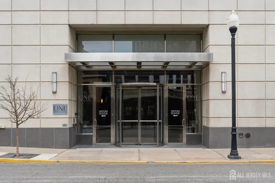 -1 Spring Street #2104, New Brunswick, NJ 08901 - #2