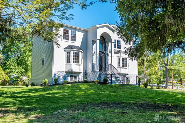 -22 Mary Ellen Drive, Edison, NJ 08820