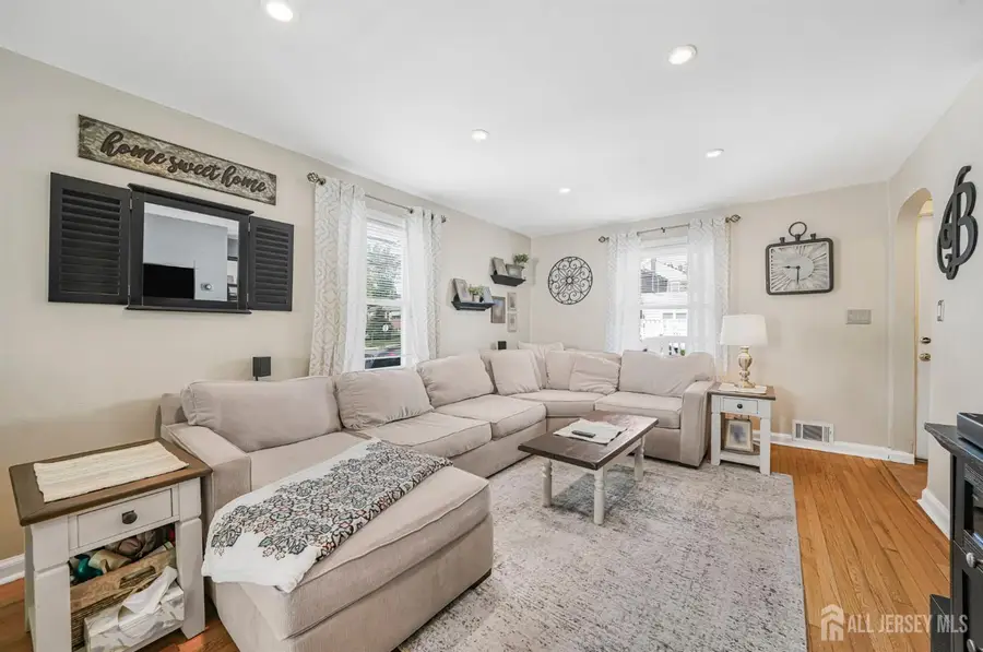-684 Colgate Avenue, Perth Amboy, NJ 08861 - #3