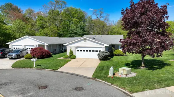 -729-b Ralston Plaza, Middlesex, NJ 08831