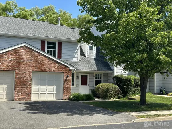 -251 Hyde Park Road, Franklin, NJ 08873