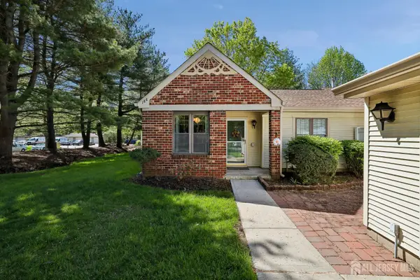 -188 W Wycoff Way, East Brunswick, NJ 08816