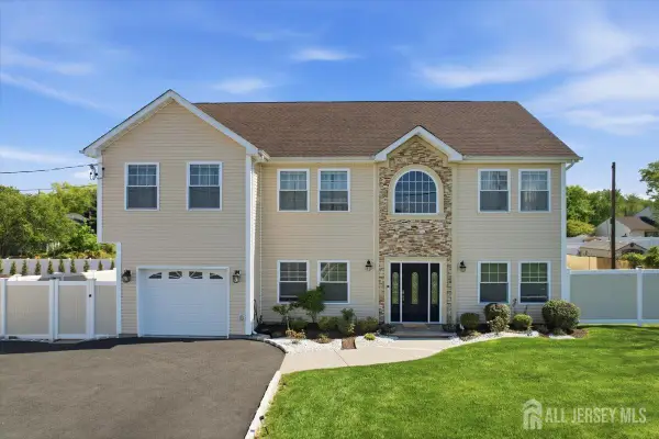 -69 Morris Avenue, Piscataway, NJ 08854