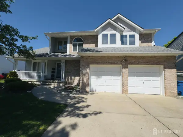 -36 Lynn Court, North Brunswick, NJ 08902