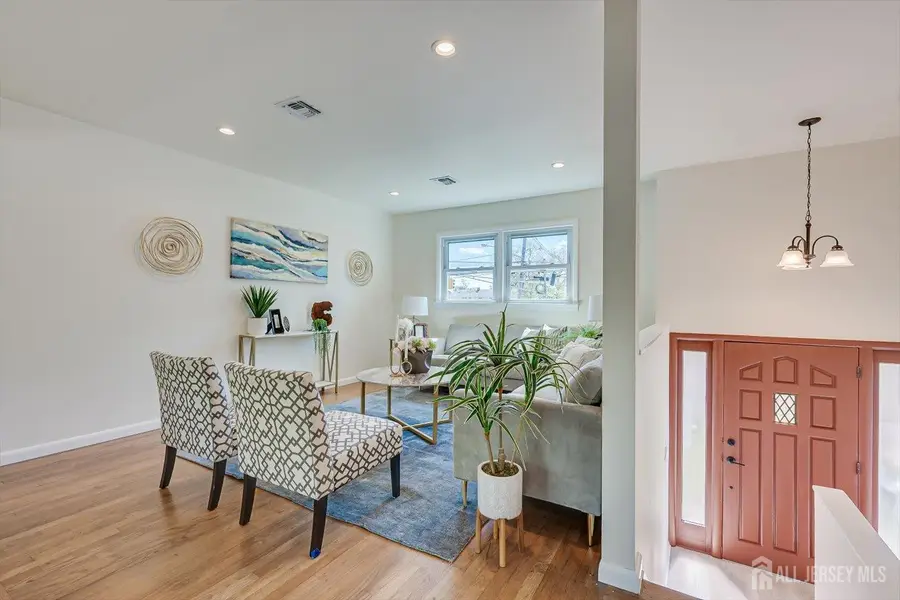 -937 S Washington Avenue S, Piscataway, NJ 08854 - #3