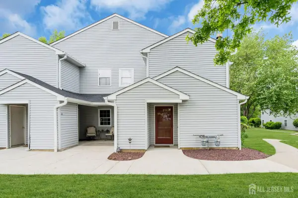 -421 Hancock Place, Marlboro, NJ 07751