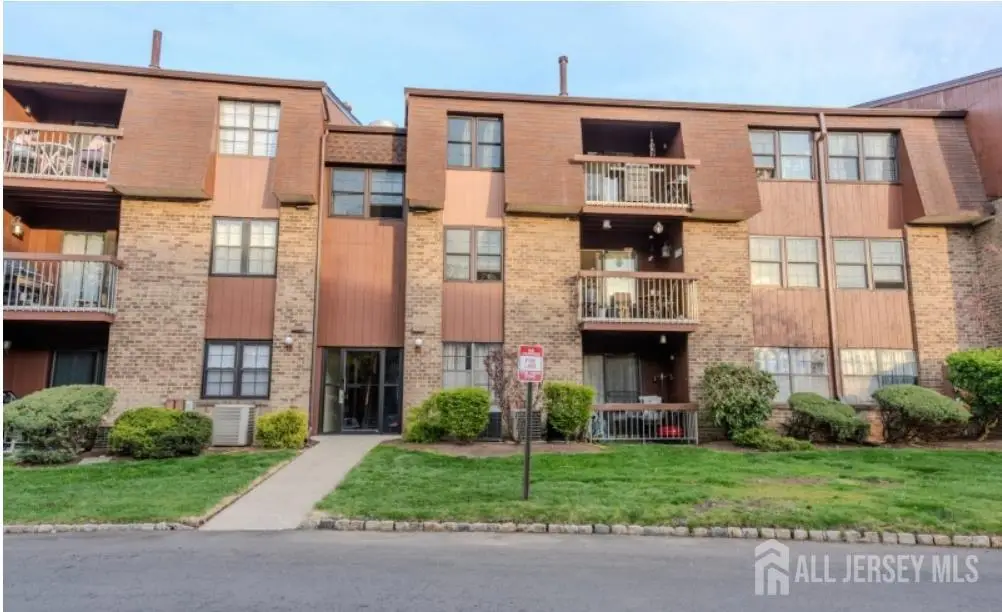 -200 Sierra Court #B, Woodbridge, NJ 07095 - #1