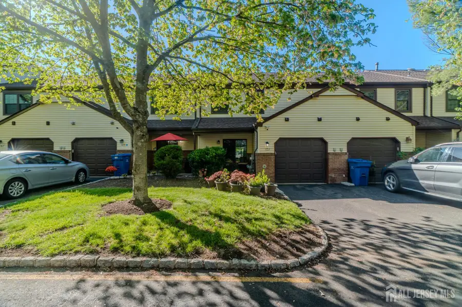 -103 Aspen Drive, North Brunswick, NJ 08902 - #2