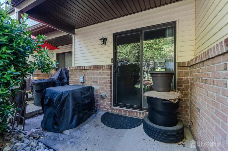 -103 Aspen Drive, North Brunswick, NJ 08902 - #3