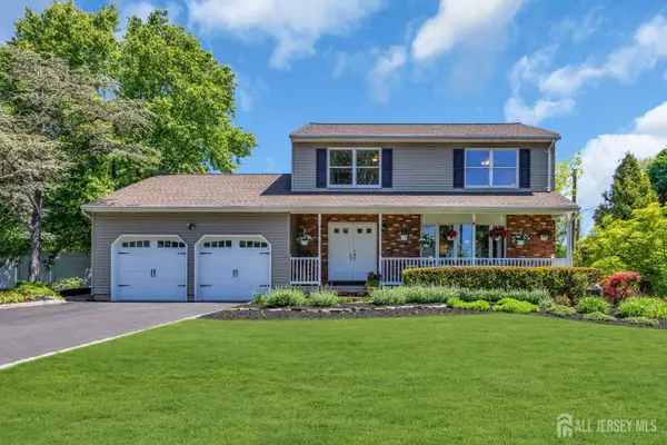 -18 Johnfield Court, Piscataway, NJ 08854