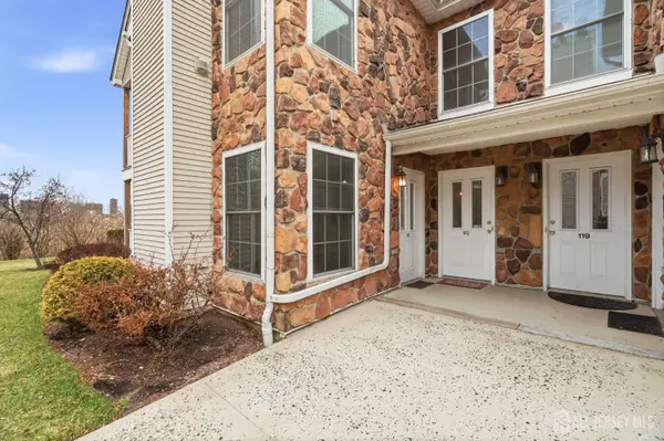 -116 Chariot Court, Piscataway, NJ 08854