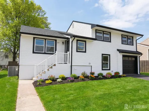 -105 Coolidge Avenue, Carteret, NJ 07008