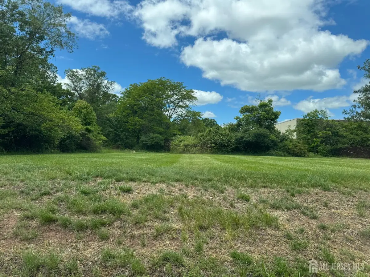 -312 Elizabeth Avenue, Franklin Center, NJ 08873 - #1