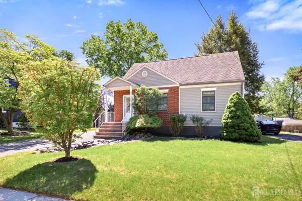 -817 Dunellen Avenue, Dunellen, NJ 08812