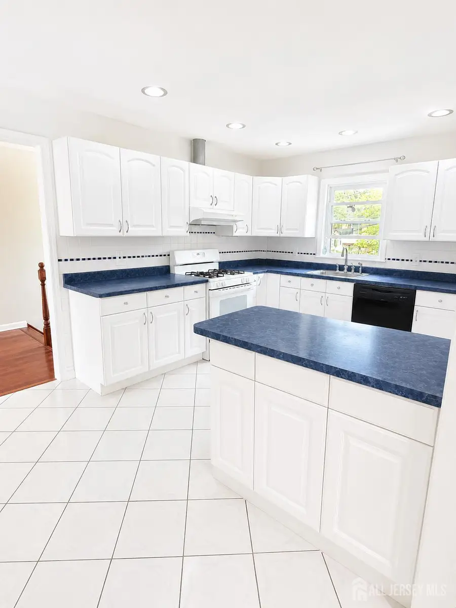 -181 Hanson Avenue, Piscataway, NJ 08854 - #3