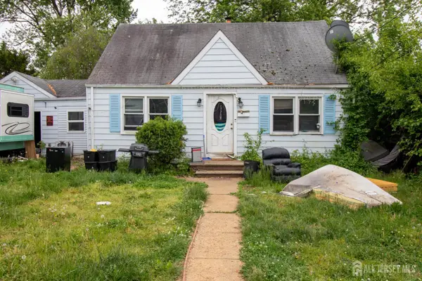 -15 Lee Street, East Brunswick, NJ 08816