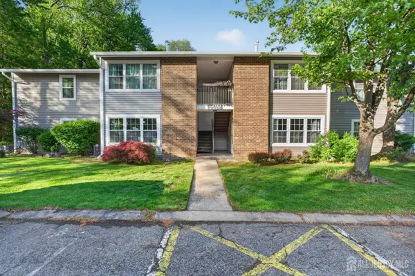 -99 Pennsylvania Avenue, North Brunswick, NJ 08902