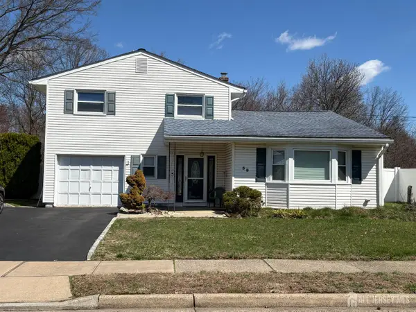 -38 Karen Place, Edison, NJ 08817