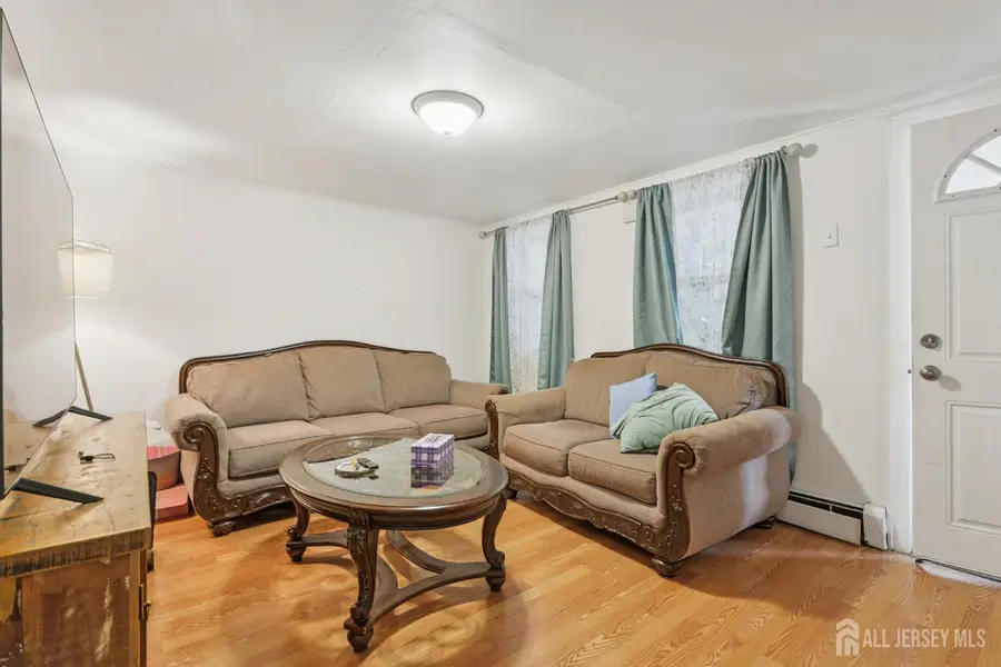 -655 Charles Street, Perth Amboy, NJ 08861 - #3