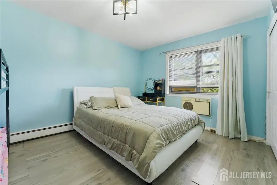 -401 Us Highway 22 Highway #3H, North Plainfield, NJ 07069 - #3