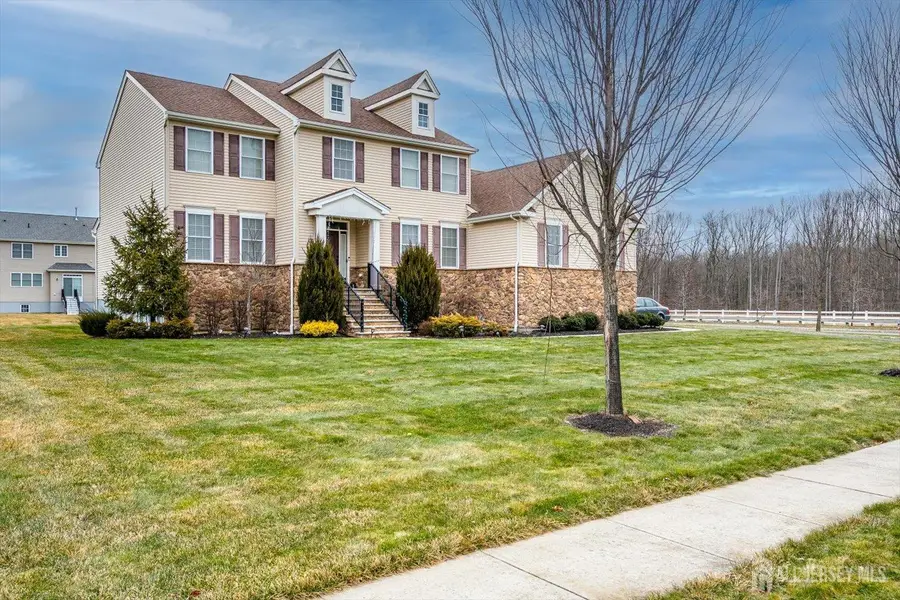 -2 Eagle Court, Kendall Park, NJ 08852 - #2