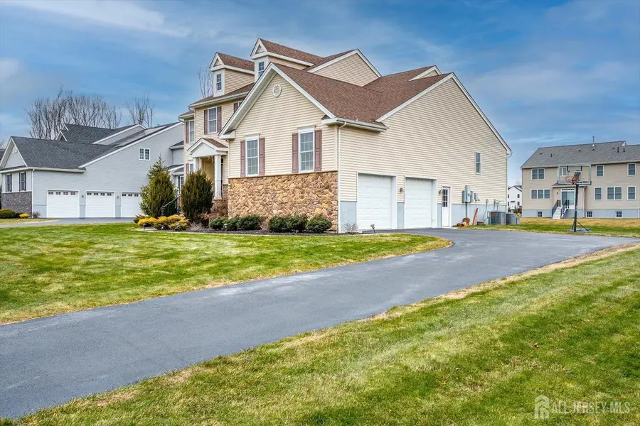 -2 Eagle Court, Kendall Park, NJ 08852 - #3