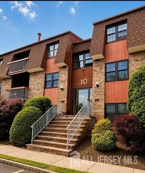 -110 Keystone Court, Woodbridge, NJ 07095 - #1