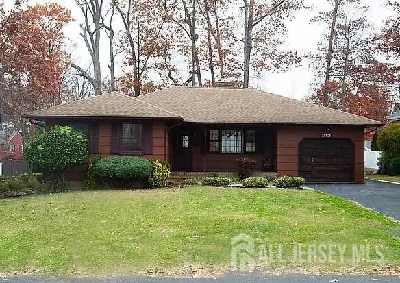 -212 Oxford Road, Edison, NJ 08820