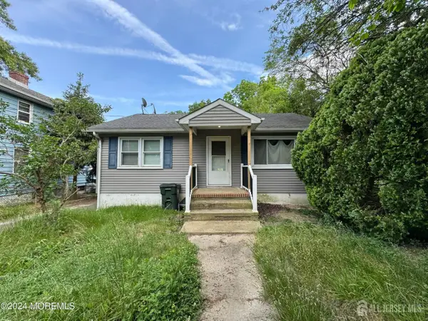 -42 E 5th Street, Howell, NJ 07731