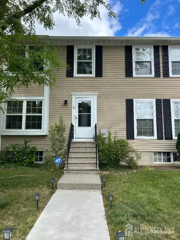 -26 Delikat Lane, Sayreville, NJ 08872