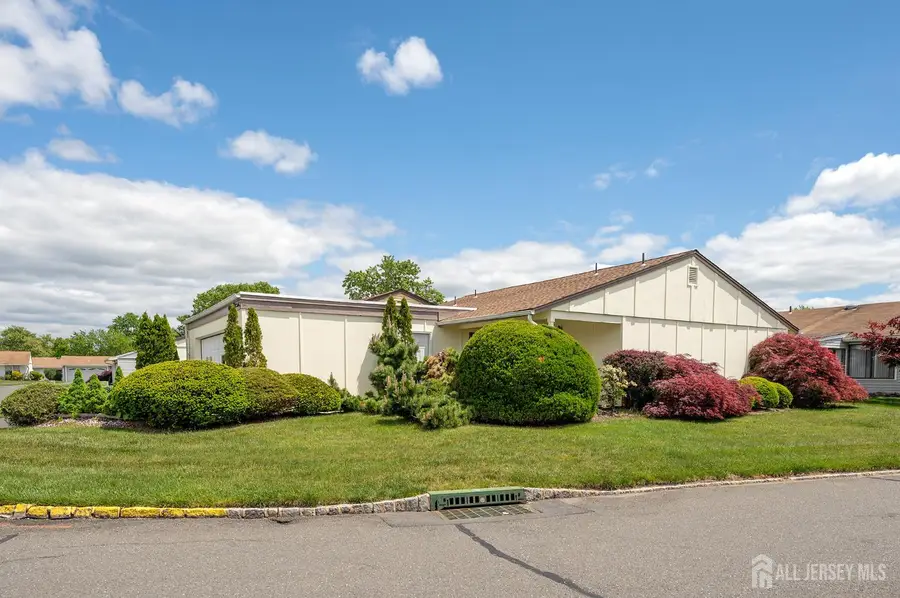 -30-C Larch Plaza, Monroe, NJ 08831 - #2