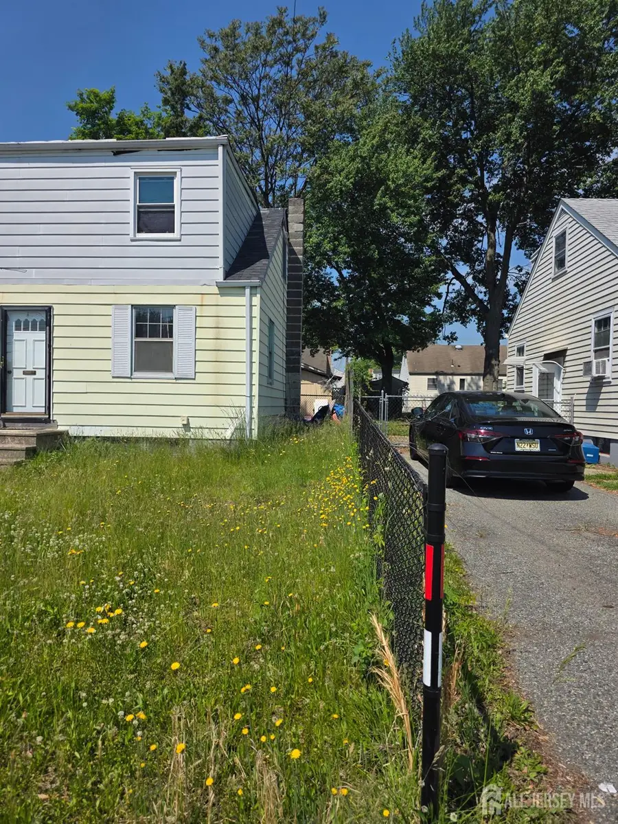 -201 SE Summerhill Road Se, Spotswood, NJ 08884 - #3