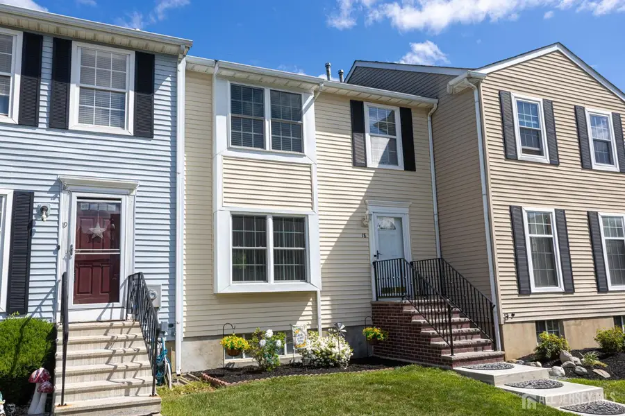 -18 Pero Court, Sayreville, NJ 08872 - #3