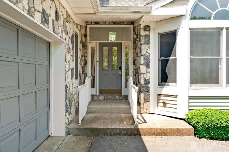 -22 Boxwood Drive, Heathcote, NJ 08540 - #2
