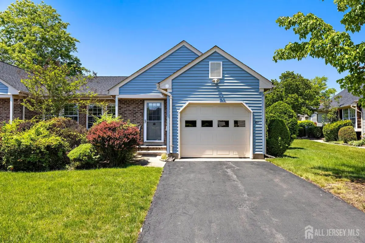 -10 Alexander Hamilton Court #A, Monroe, NJ 08831 - #1