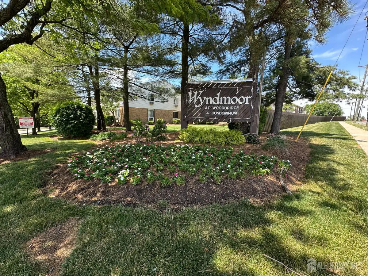 -509 Cricket Lane, Woodbridge, NJ 07095 - #1