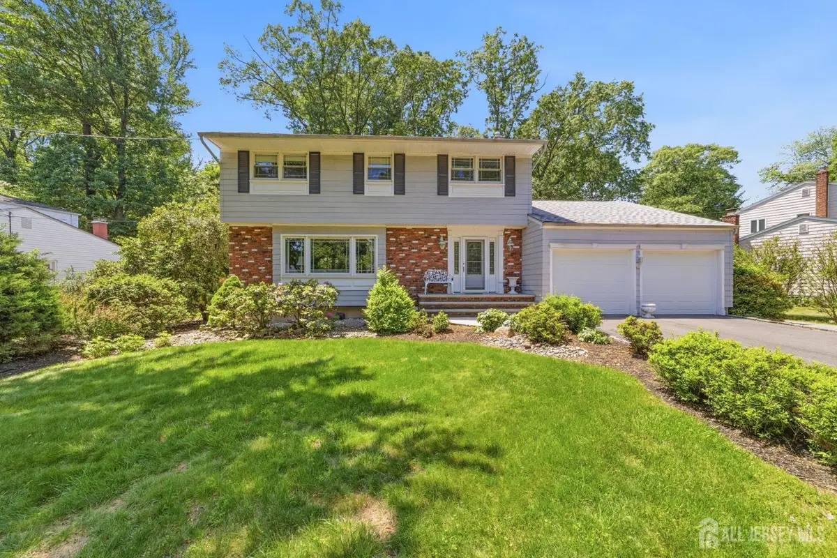 -7 Dellview Drive, Edison, NJ 08820 - #1