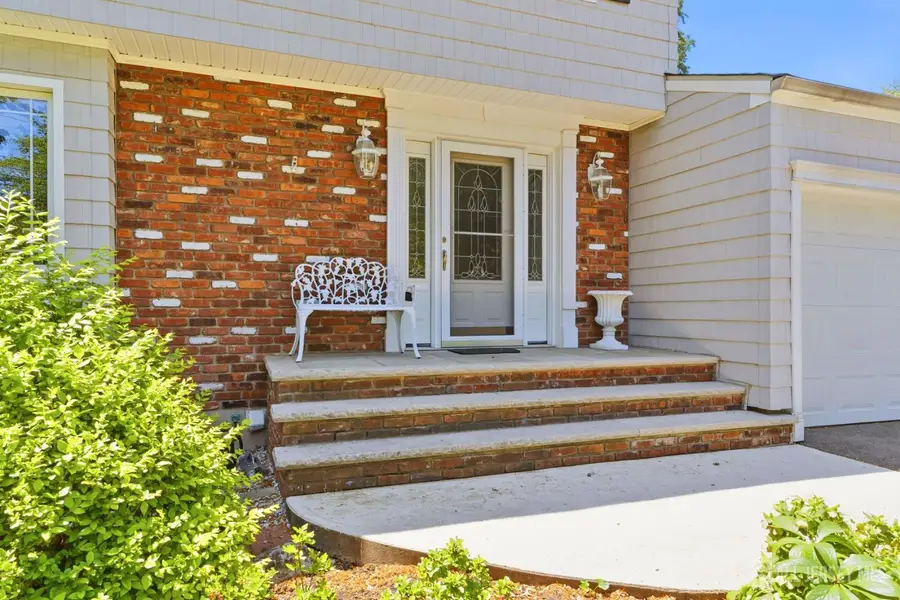 -7 Dellview Drive, Edison, NJ 08820 - #3
