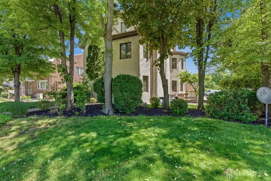 -329 S Pine Avenue S, South Amboy, NJ 08879 - #3
