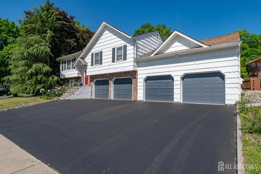 -61 Clifton Street, Edison, NJ 08817 - #2