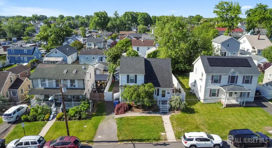 -81 Lockwood Avenue, Woodbridge, NJ 07095 - #3