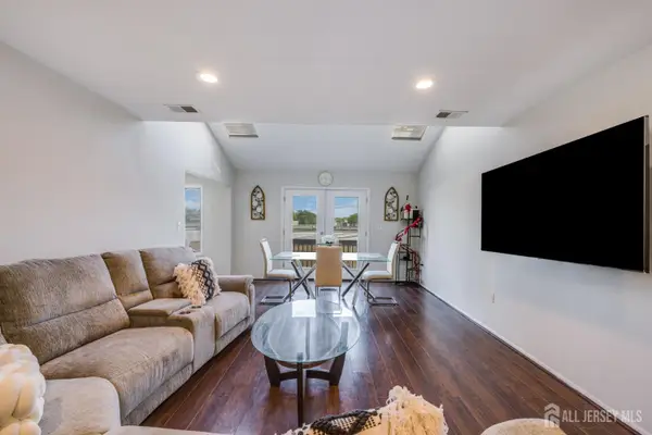 -116 Peach Street, Avenel, NJ 07001
