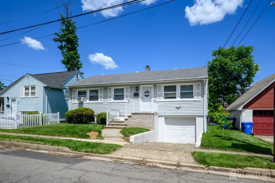 -290 Grove Street, Woodbridge, NJ 07095 - #2