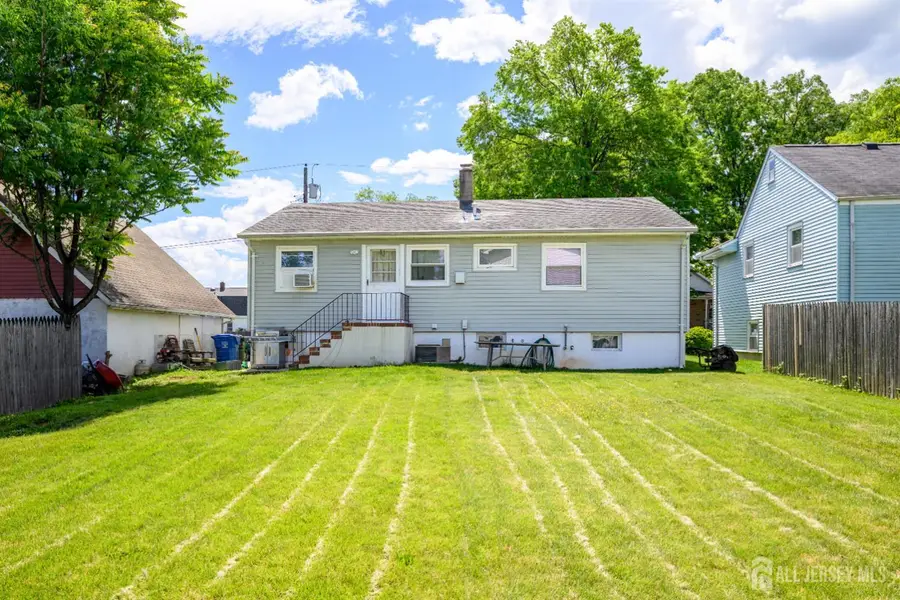-290 Grove Street, Woodbridge, NJ 07095 - #3